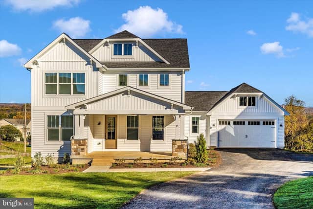 1383 Shannon Drive S, Greencastle PA new construction home
