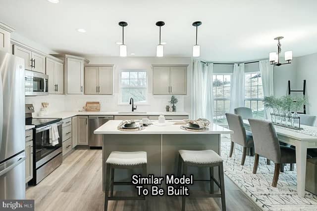 Abbey Plan At Hickory Pointe photo 7