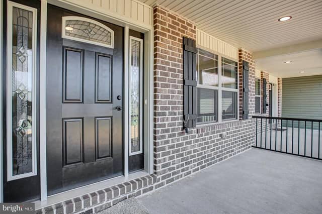 6342 Penn National Drive photo 3