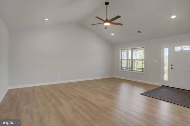 6342 Penn National Drive photo 4