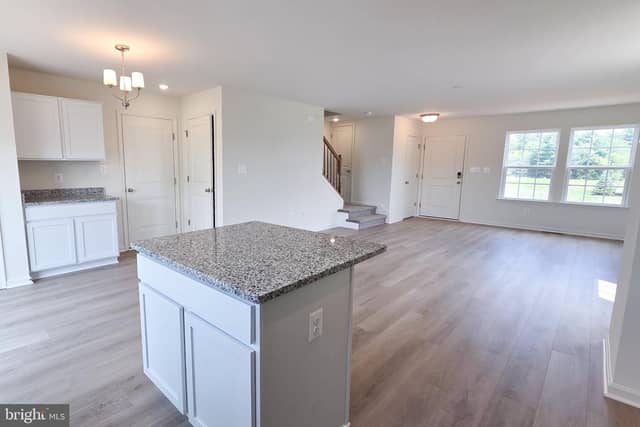 5404 Harrier Way photo 10
