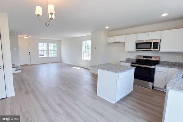 5404 Harrier Way photo 11