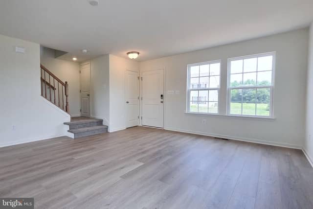 5404 Harrier Way photo 6