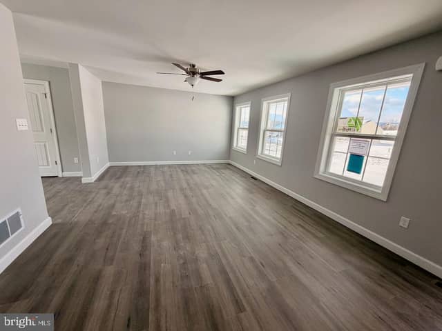 1550 Sherry Drive photo 4