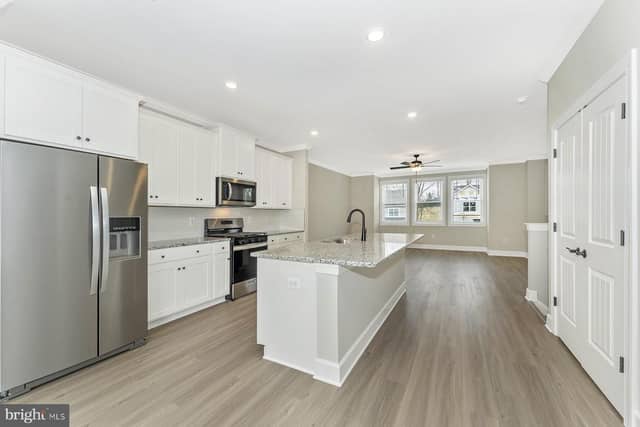 539 Bartholomew Drive photo 6