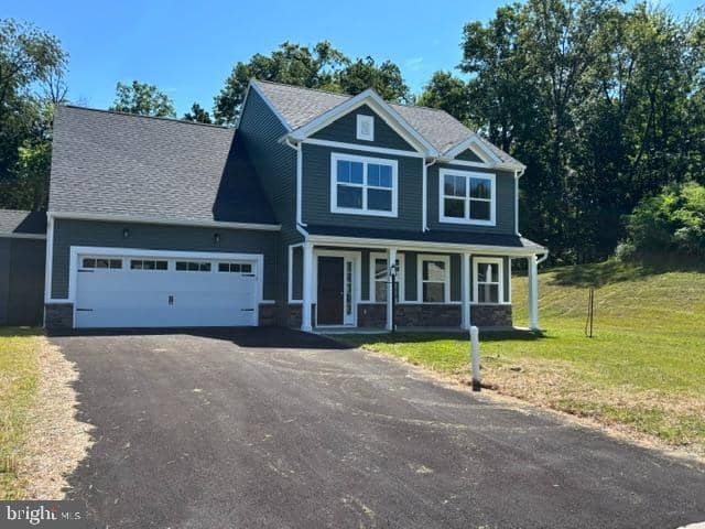 200 Grace Ann Court, Fayetteville PA new construction home