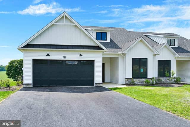 7688 Thrush Lane, Fayetteville PA new construction home