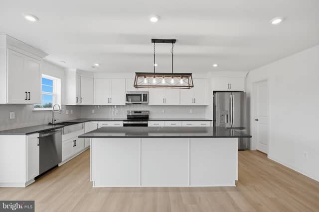 2352 Wind River Drive photo 8