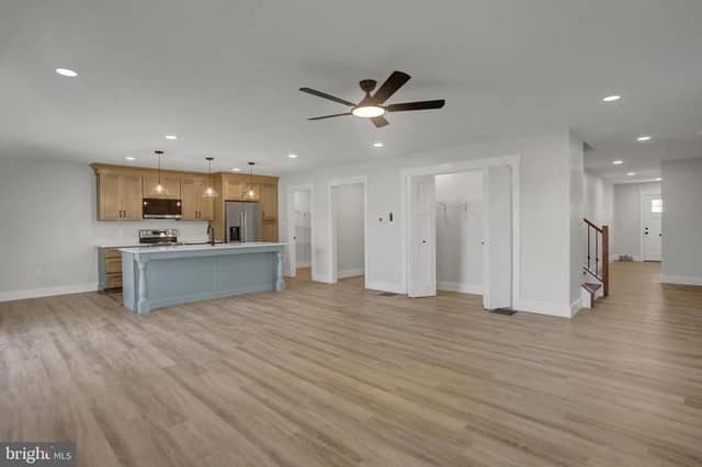 3617 Buchanan Trail W photo 9