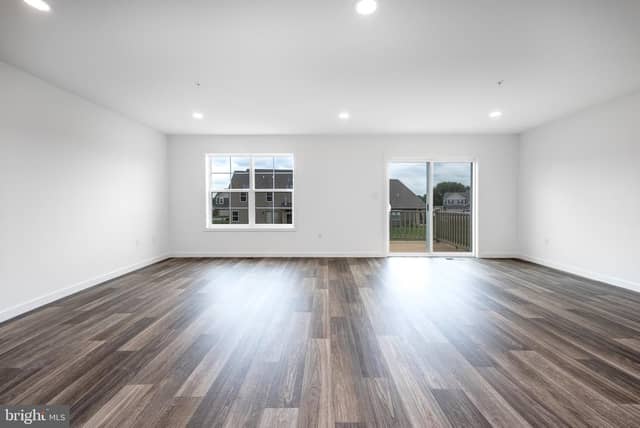 234 Central Way photo 9