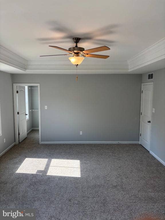1079 Dianne Drive photo 5