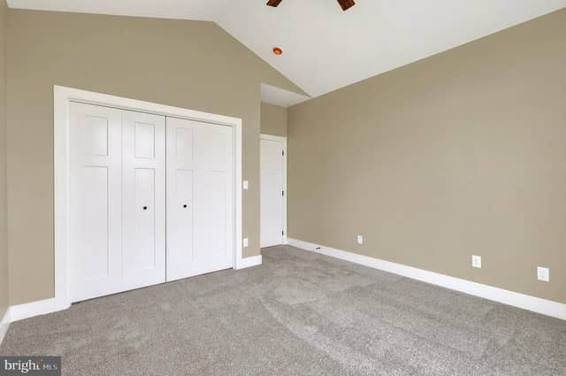 6358 Saucon Valley Drive photo 7