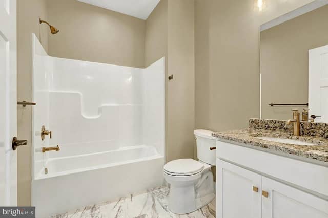 6358 Saucon Valley Drive photo 8