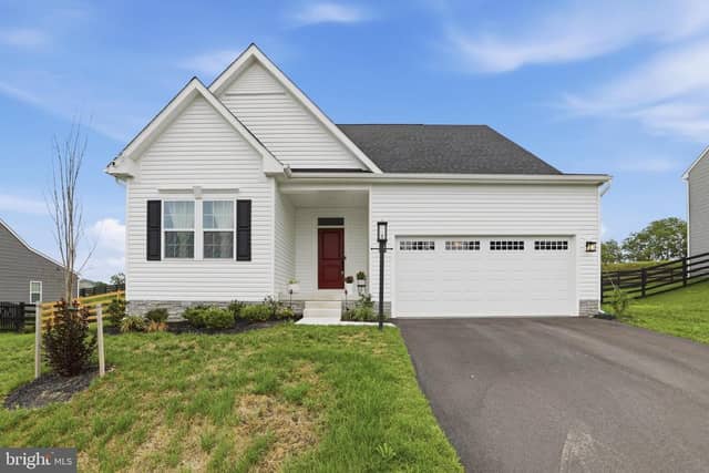 1881 Shannon Drive South, Greencastle PA new construction home