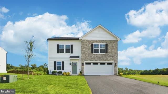 2376 Wind River Drive, Chambersburg PA new construction home