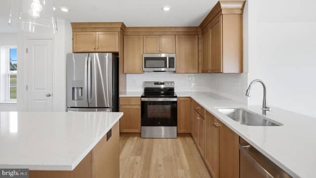 2376 Wind River Drive photo 7