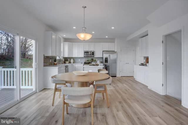 506 Creekside Blvd photo 8