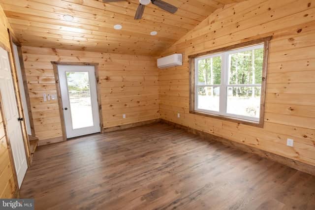 15681 Mountain Road photo 9