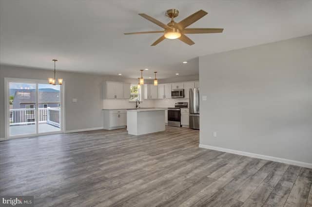 12418 Benning Ave Lot 5 photo 5