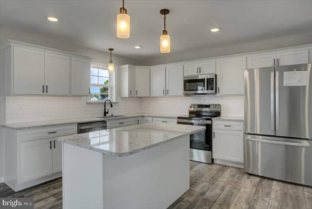 12418 Benning Ave Lot 5 photo 8