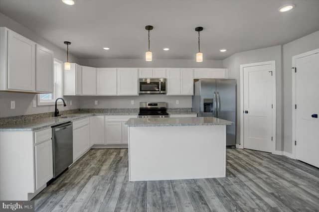 12428 Benning Ave Lot 4 photo 11