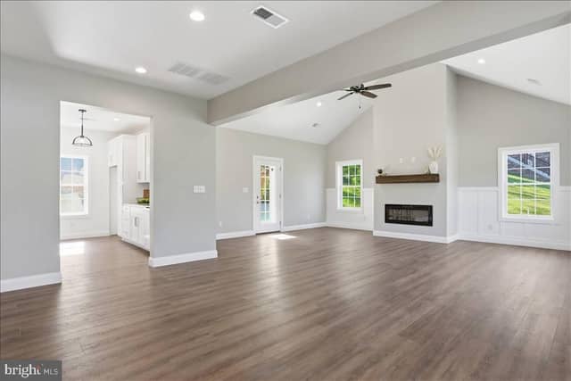 130 Woodbriar Drive photo 5