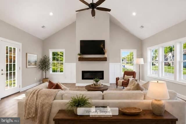 130 Woodbriar Drive photo 6