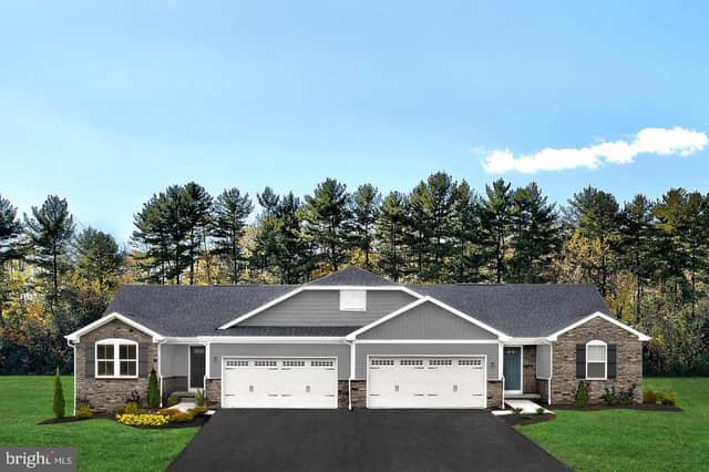 724 Mina Circle, Greencastle PA new construction home