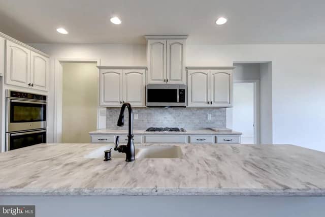 350 Village Road # ARCADIA photo 6