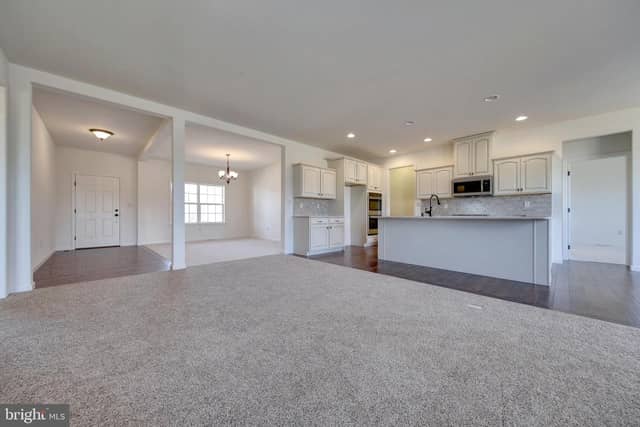 350 Village Road # ARCADIA photo 8