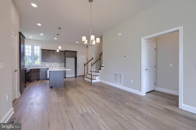 112 Copperstone Court # 48 photo 7