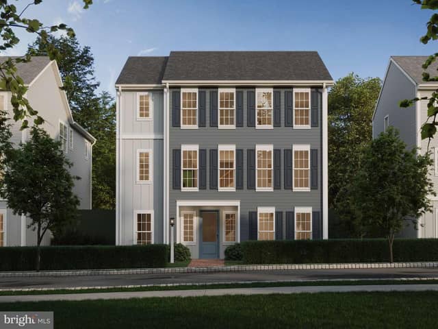 104 Merchant Avenue # HELSTON photo 3