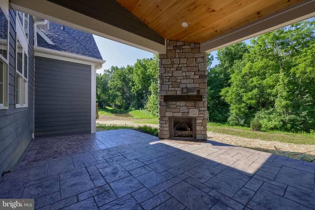 421 Southampton Drive # LOT 37 photo 4