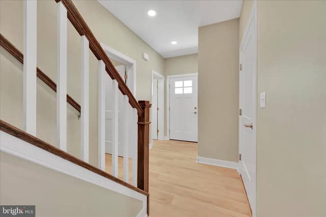 309 Ridgefield Drive photo 4