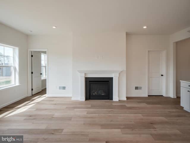 1247 Hershey Lane photo 3