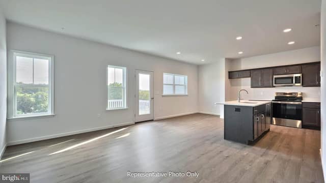 6 Arcadia Drive photo 6