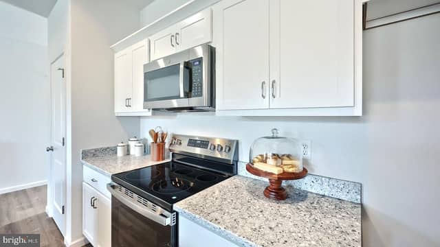 24 N Conifer Drive photo 6