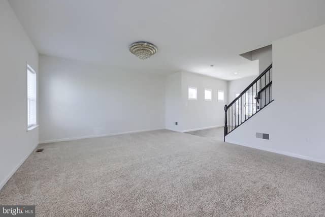 1111 Groff Lane photo 10