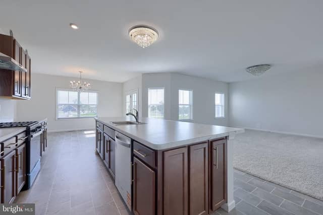 1111 Groff Lane photo 6