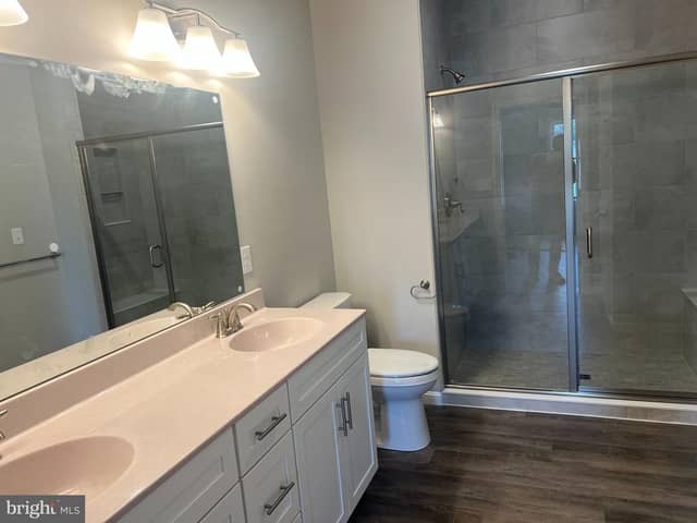 320 Ridgefield Drive photo 7