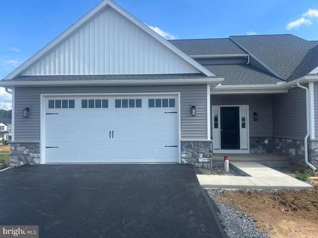 316 Ridgefield Drive, Elizabethtown PA new construction home