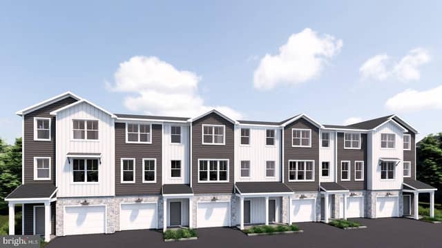 18 E Kestrel Drive, Denver PA new construction home