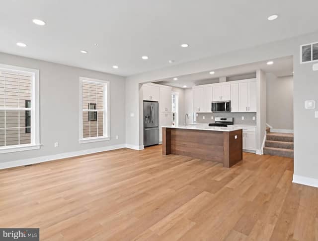 1128 Alden Street photo 6