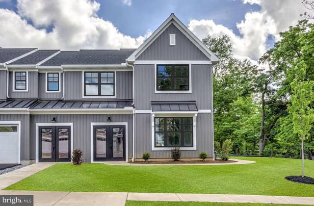 102 Village Drive, Millersville PA new construction home