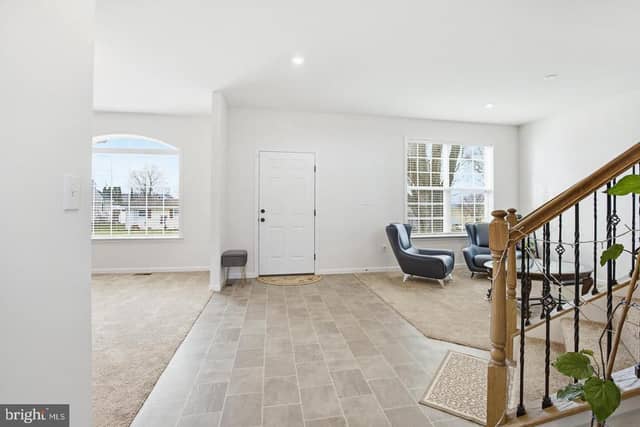 1525 Village Road photo 5