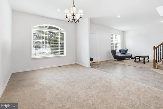 1525 Village Road photo 8