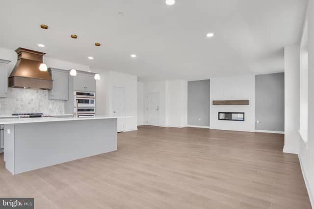 117 Blackford Boulevard # 203 photo 10