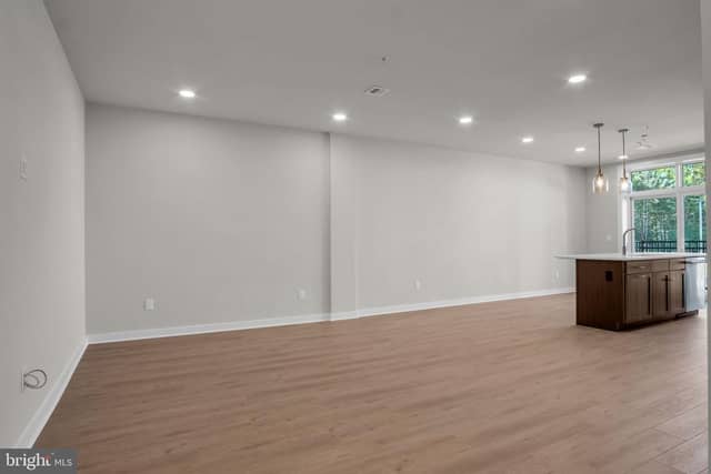 117 Blackford Boulevard # 108 photo 2