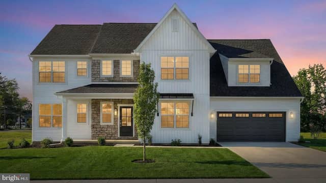 124 Forge Drive photo 2