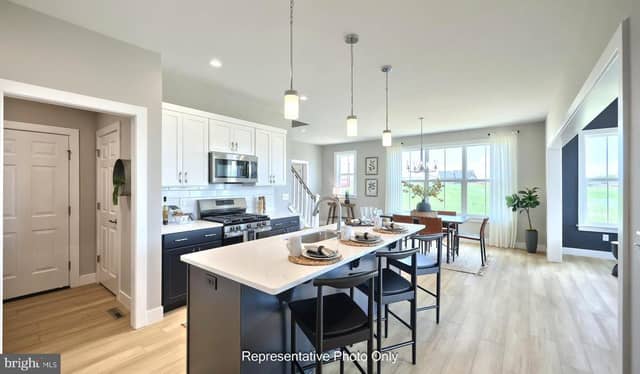 532 Stone Gate Boulevard photo 12